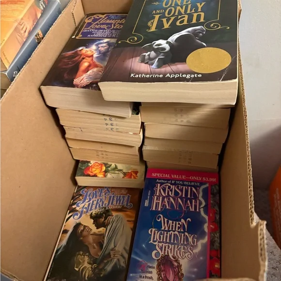 Assorted Paperback Books Collection - Picture 1 of 1